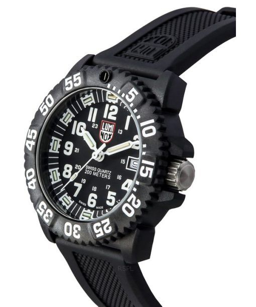 Luminox Original NAVY Seal Rubber Strap Black Dial Quartz Diver's XS.3051.F 200M Men's Watch