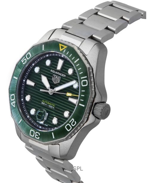 Tag Heuer Aquaracer Professional Date Titanium Green Dial Automatic Diver's WBP208B.BF0631 300M Men's Watch